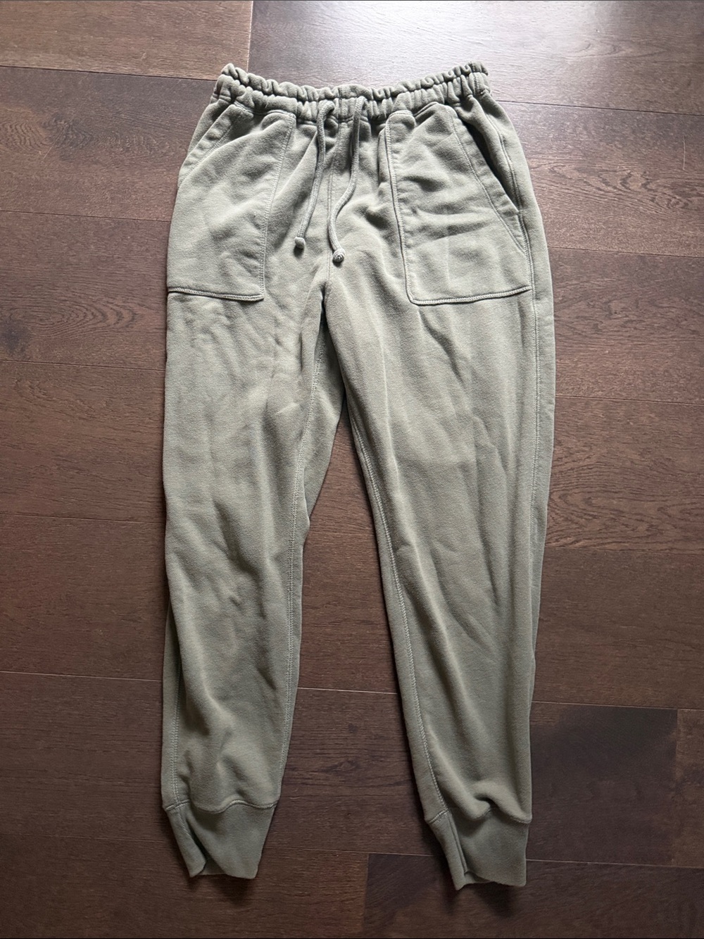 Women’s Abercrombie Green Drawstring Jogger sweatpants - medium